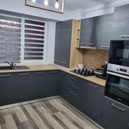 Luxury Apartments Bacau Exterior photo