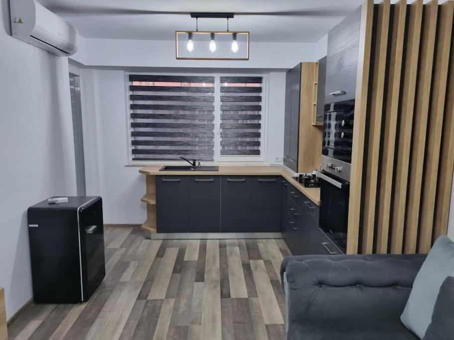 Luxury Apartments Bacau Exterior photo